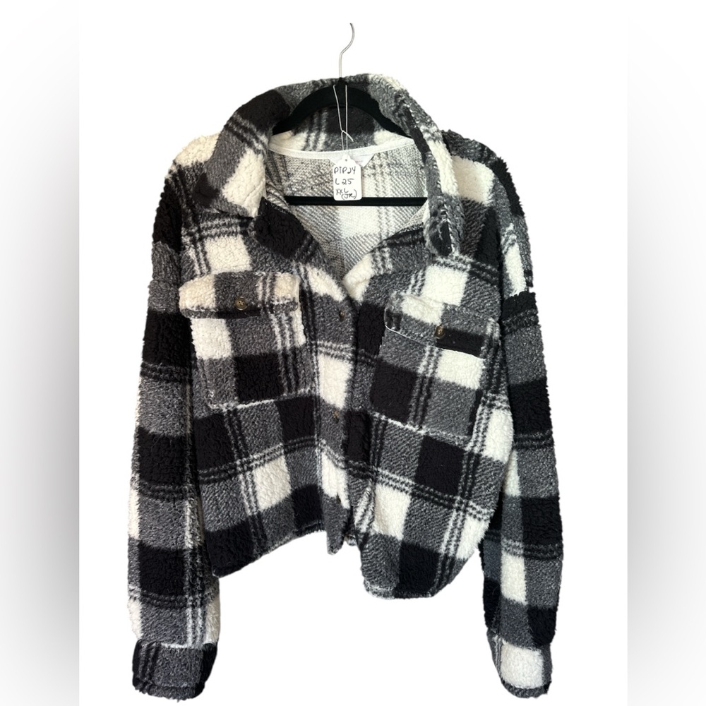 NO BOUNDARIES - Plaid Sherpa Jacket